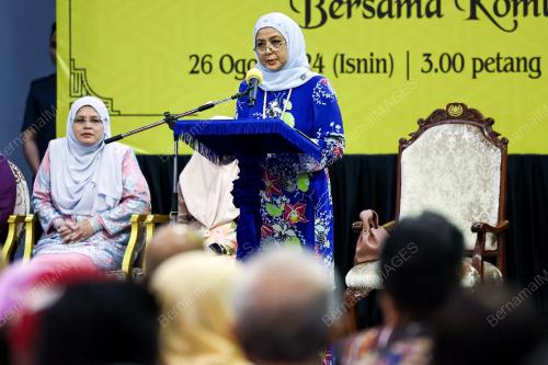 RAJA ZARITH SOFIAH