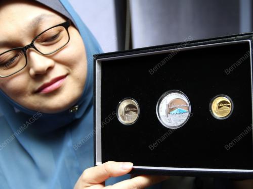 KL71_28082015_COINS