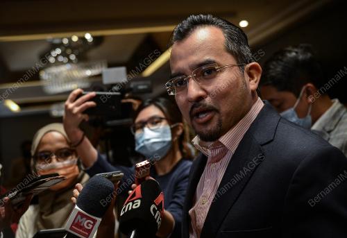 DATUK DR ASYRAF WAJDI DUSUKI