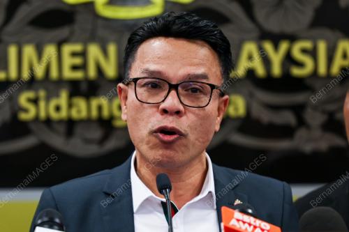 MOHD AZIZI ABU NAIM