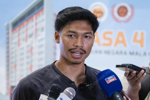 MUHAMMAD AZEEM FAHMI