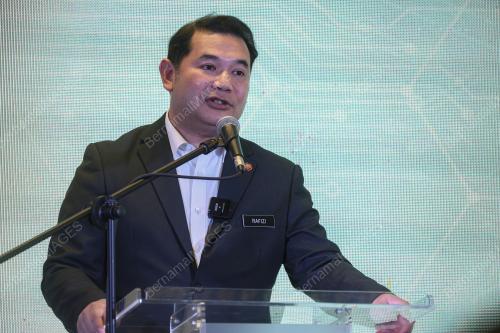 RAFIZI RAMLI
