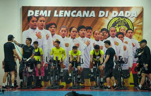 SESI KEM LATIHAN HARI PERTAMA SKUAD HARIMAU MALAYA