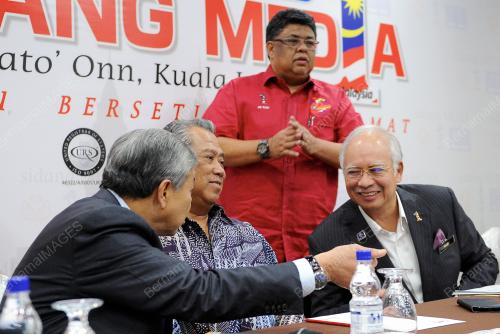 KL72_09092015_MT