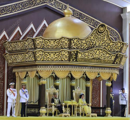 KL72_11042012_AGONG