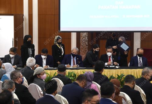 TAN SRI ANNUAR MUSA
