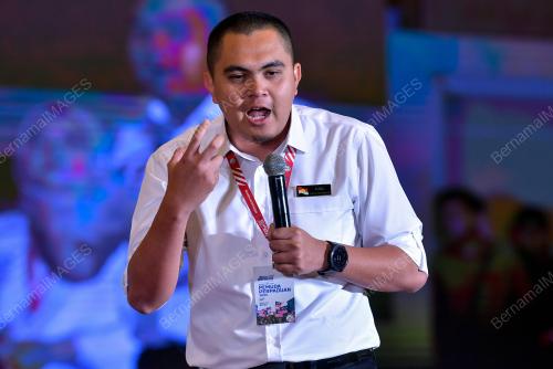 DR MUHAMAD AKMAL SALEH