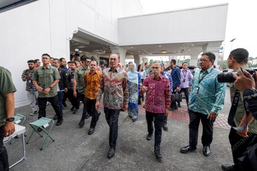 DATUK SERI ANWAR IBRAHIM