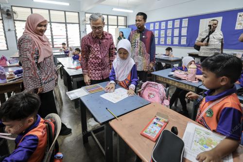 KL72_15012026_FAHMI_SEKOLAH
