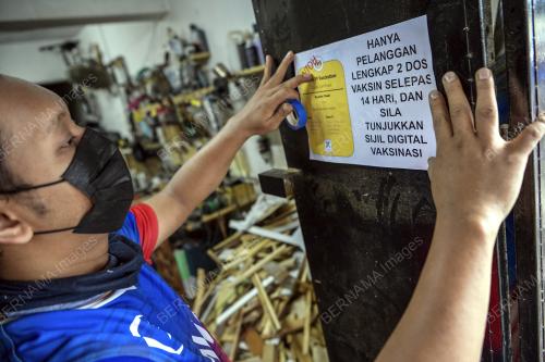 TINJAUAN PERSEDIAAN 11 SEKTOR PERNIAGAAN DIBENARKAN BEROPERASI ESOK