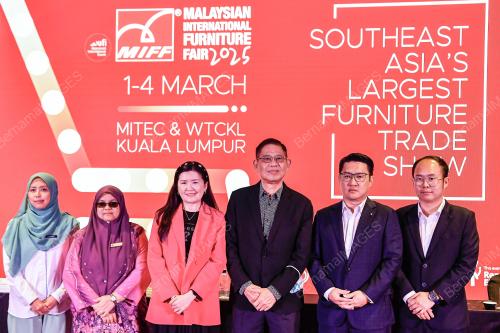 DATUK DR TAN CHIN HUAT