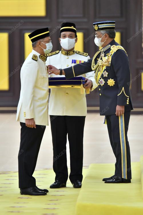 AL-SULTAN ABDULLAH RI'AYATUDDIN AL-MUSTAFA BILLAH