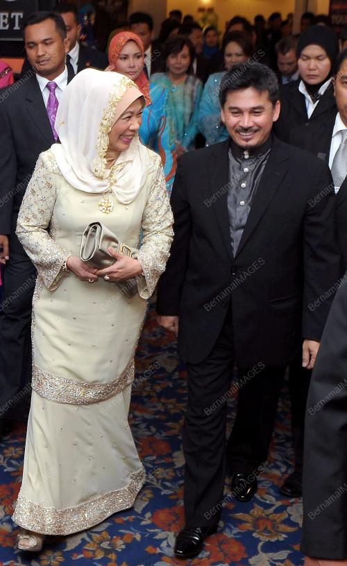 KL72_24062013_IFF_FESYEN