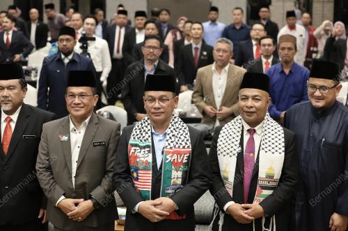 SENATOR DATUK DR MOHD NA'IM MOKHTAR