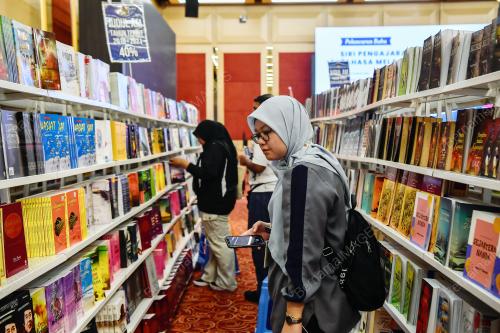 TINJAUAN PESTA BUKU 2024