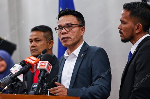 MOHD AZIZI ABU NAIM