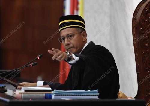 TAN SRI AZHAR AZIZAN HARUN