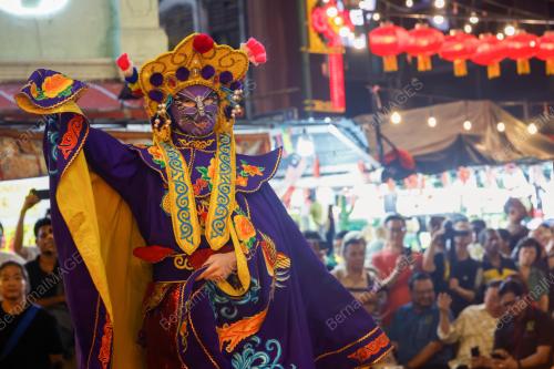 SENI UNIK CINA