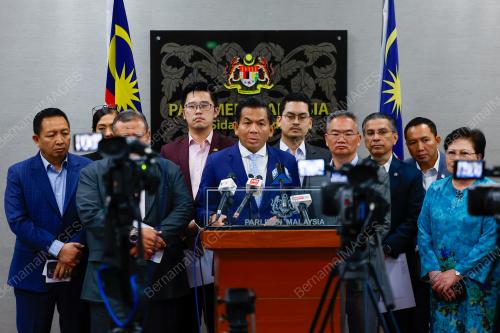 DATUK MOHD SHAHAR ABDULLAH