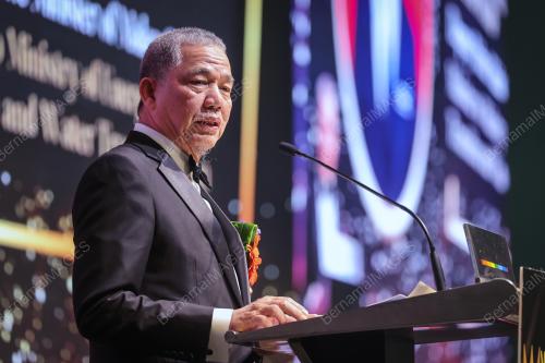 DATUK SERI FADILLAH YUSOF