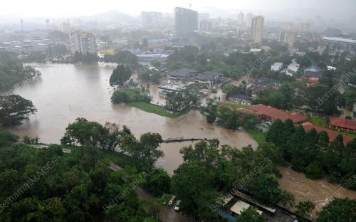 BANJIR KILAT
