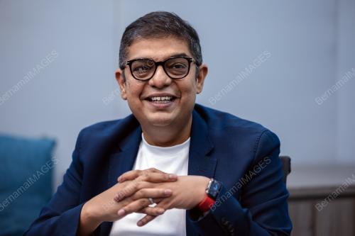 KAUSHIK CHOWDHURY
