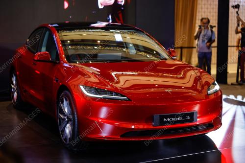 MAJLIS PENGENALAN TESLA MODEL 3