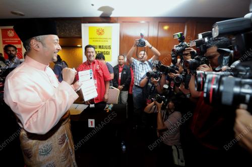 KL73_21092013_UMNO
