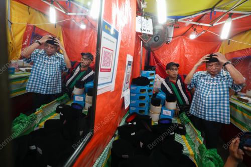 DATUK SERI ISMAIL SABRI YAAKOB