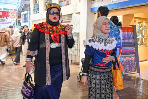 FESTIVAL KEBUDAYAAN BORNEO