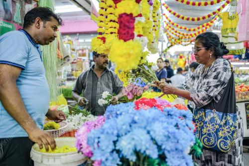 TINJAUAN PERSIAPAN DEEPAVALI