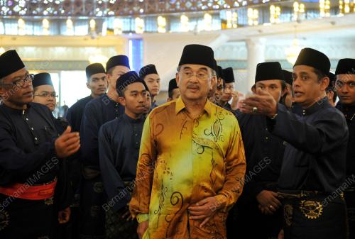 KL73_28082015_SOLAT_HAJAT