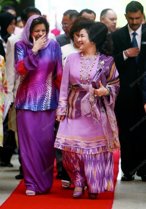 DATIN SERI ROSMAH MANSOR