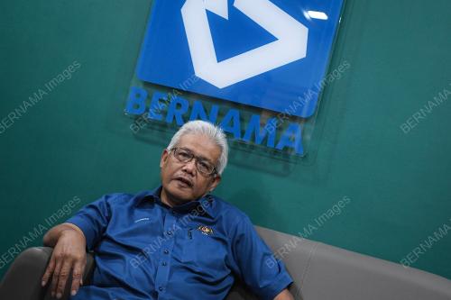 DATUK SERI HAMZAH ZAINUDIN