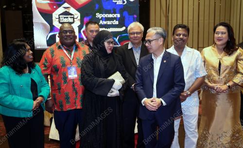 FAHMI FADZIL