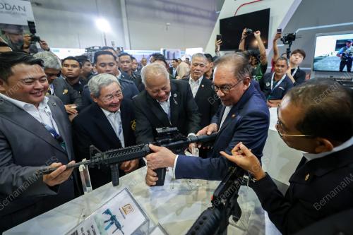 DATUK SER ANWAR IBRAHIM