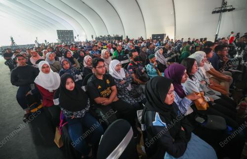 PROGRAM SETAHUN BERSAMA KERAJAAN MADANI