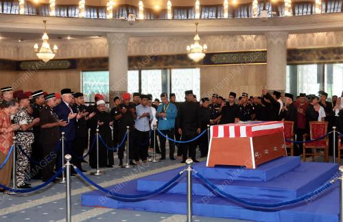 DATUK SERI NAJIB TUN RAZAK
