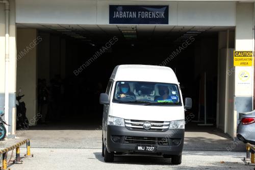 INSIDEN TANAH RUNTUH