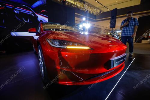 MAJLIS PENGENALAN TESLA MODEL 3