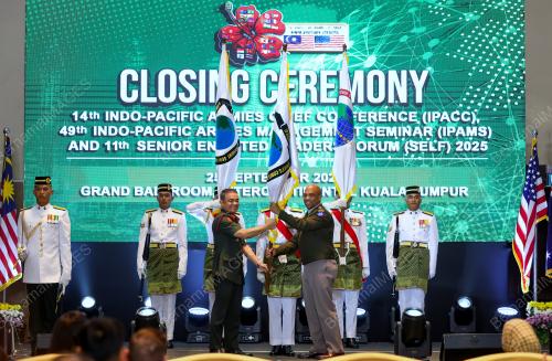 JENERAL TAN SRI MUHAMMAD HAFIZUDDEAIN JANTAN