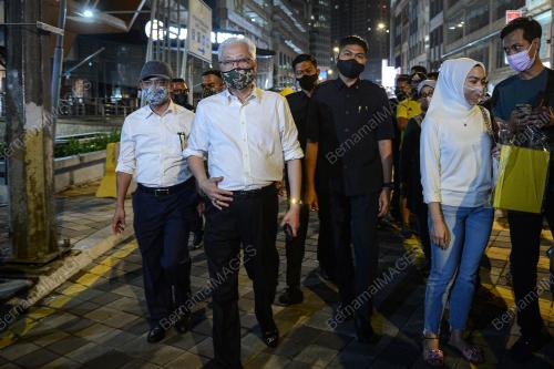 DATUK SERI ISMAIL SABRI YAAKOB