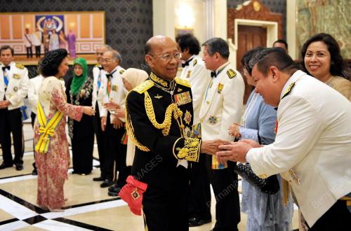 KL74_28042012_AGONG