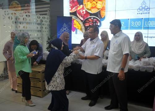 AGIHAN BERBUKA PUASA ANGKASA
