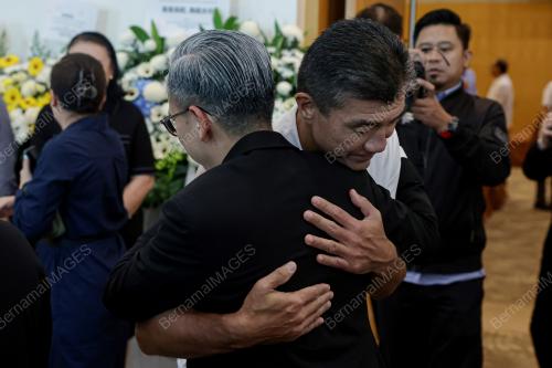 DATUK FAHMI FADZIL