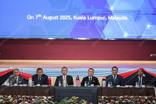 DATUK SERI SAIFUDDIN NASUTION ISMAIL