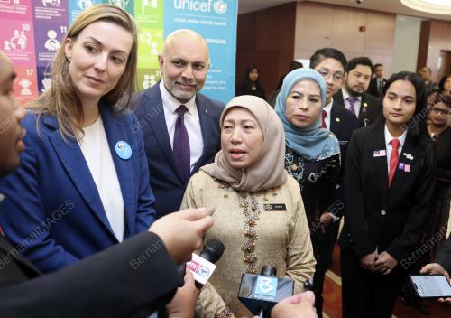 DATUK SRI NANCY SHUKRI
