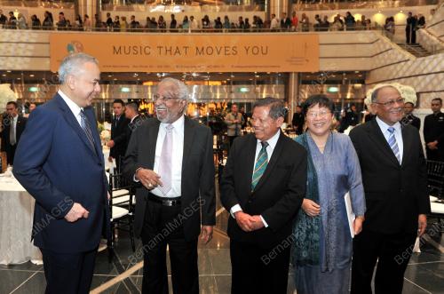KL75_08122016_ANUGERAH