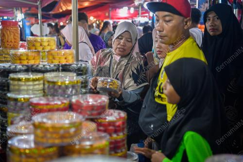 PERSIAPAN AKHIR RAYA