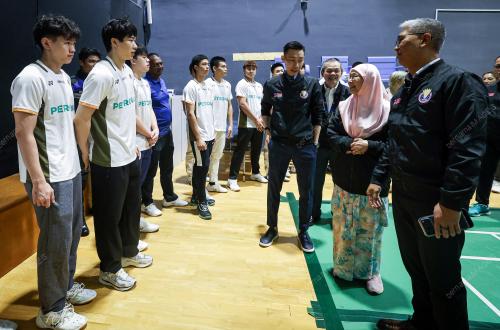 KL75_12022026_BAM
